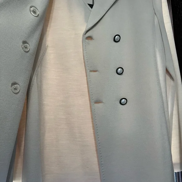 St.John wool Jacket with matching sleeveless camisole - Picture 6 of 11